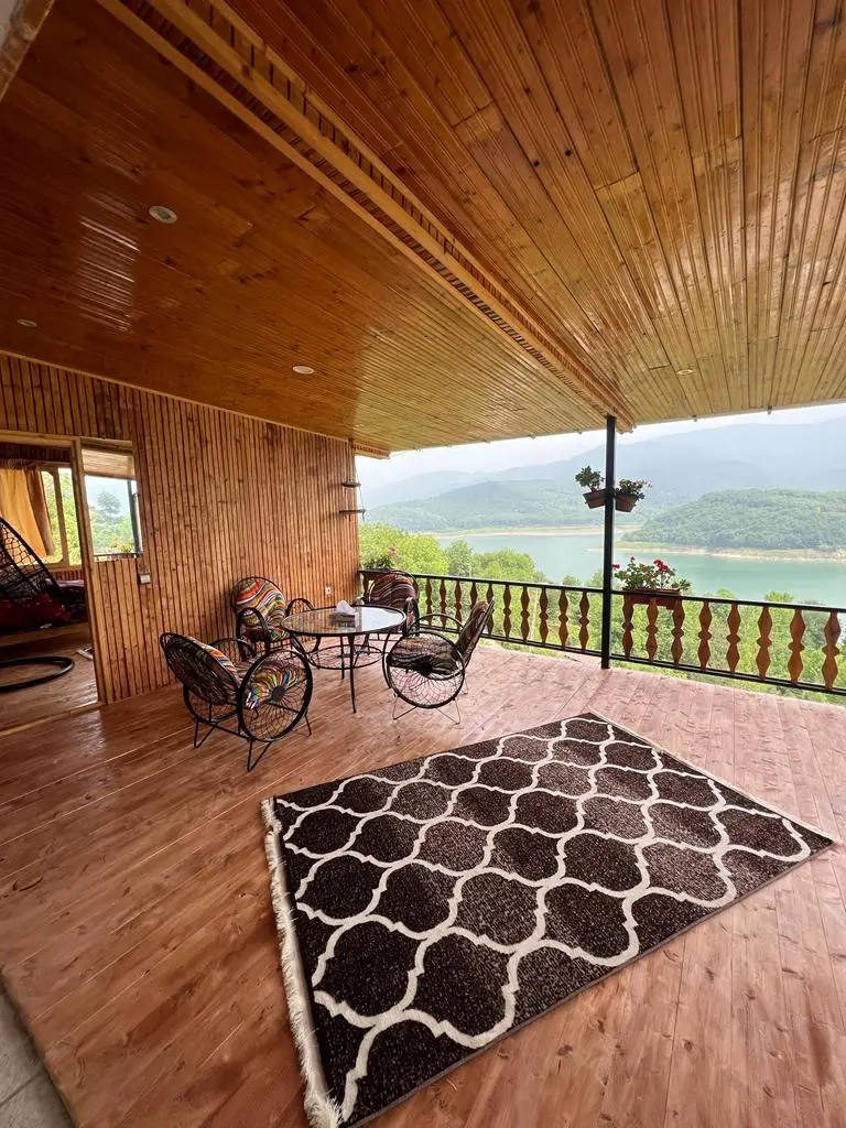 types-of-houses-ویلایی طبقه ۲ با چشم انداز سد لفور