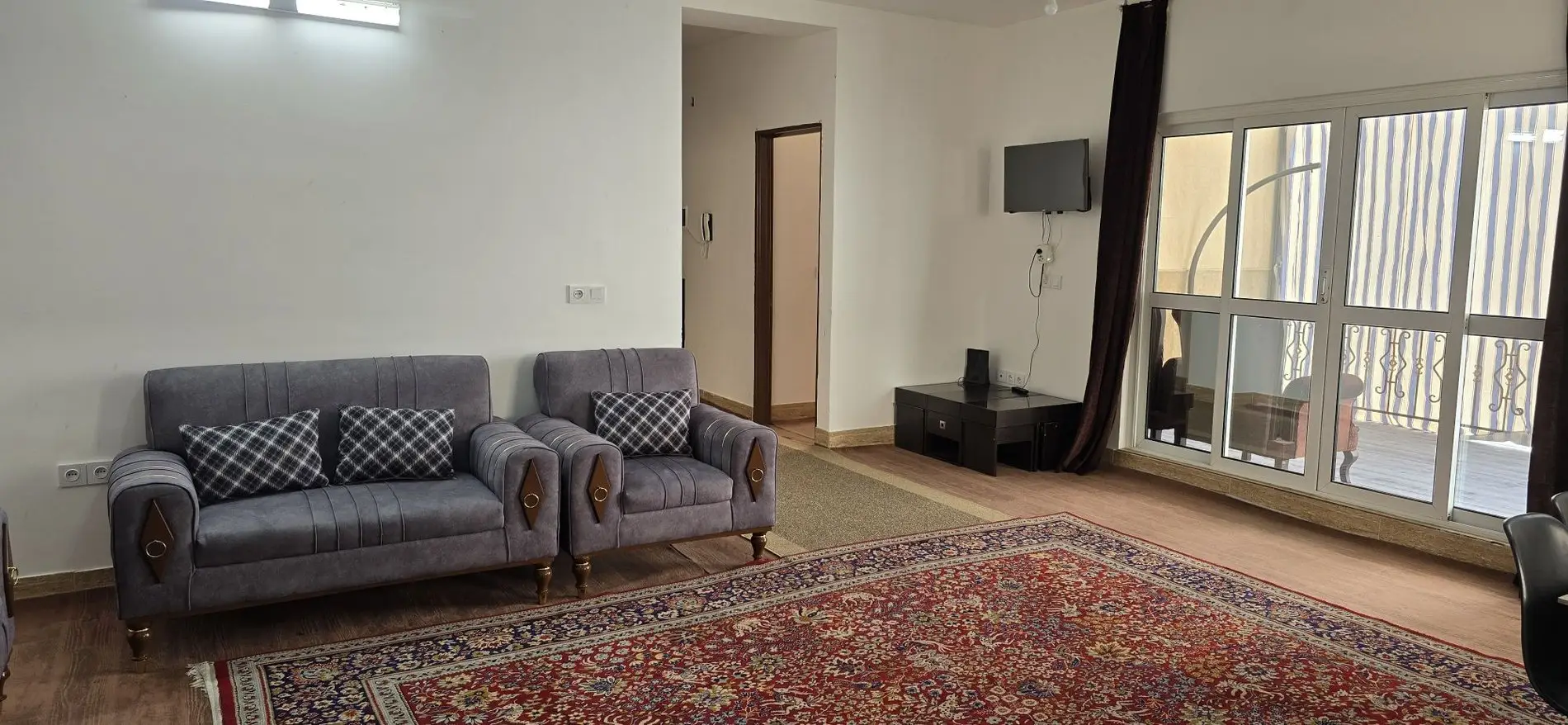 اجاره منزل مبله در فیلبند با ویو بینظیر - همکف