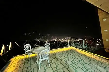 کلبه سوئیسی جکوزی دار در زیرآب - خواجکلا