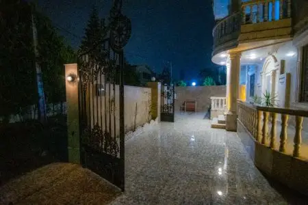 ویلا با استخر و جکوزی در سرخرود  - عزت آباد