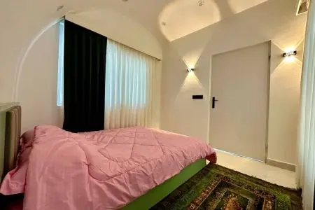 ویلا جکوزی دار با معماری مینیمال در آمل