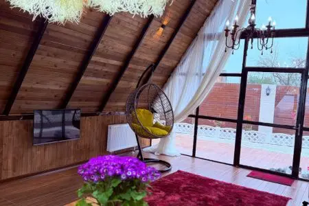 کلبه سوئیسی با وان جکوزی در بهشهر - پاسندرز