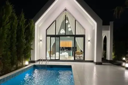 ویلا استخردار با معماری متفاوت در امامرود