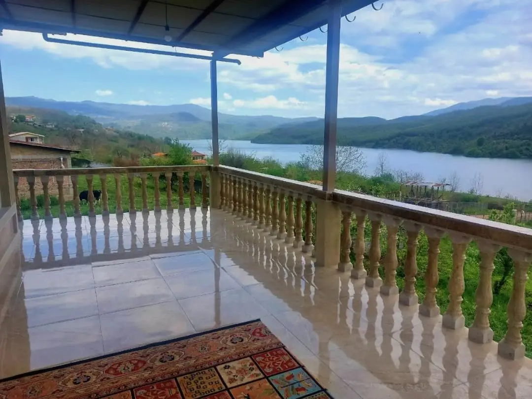 خانه با ویو دریاچه لفور - طبقه ۲