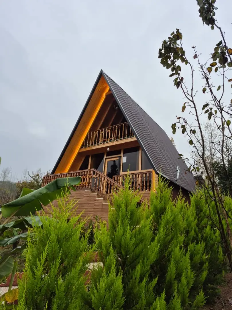 کلبه سوئیسی جکوزی دار در بابلکنار