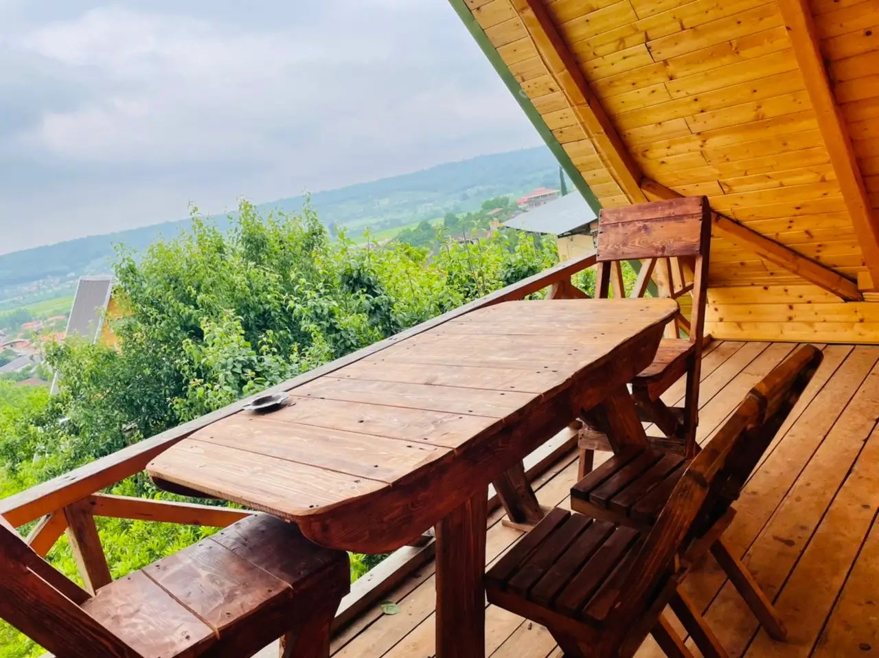 types-of-houses-اجاره کلبه چوبی نزدیک لفور - فردوس