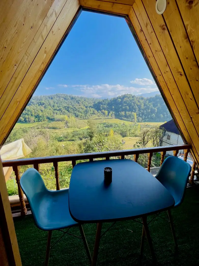 types-of-houses-اجاره کلبه با ویوی جنگل - لفور